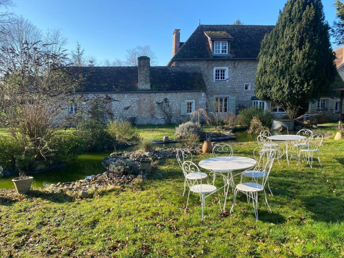 Une Vie en Rose Pressagny-lʼOrgeuilleux Exterior foto